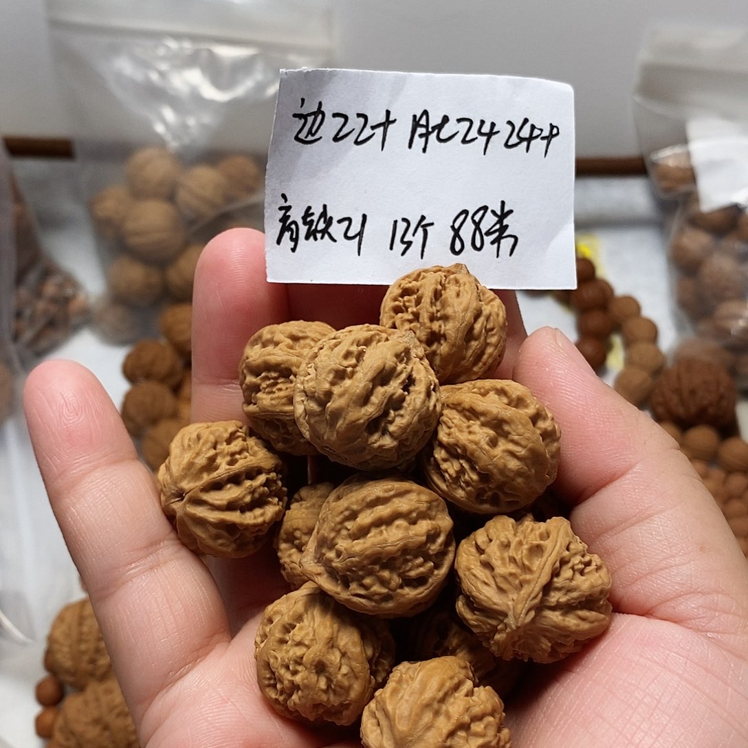 核桃手串/手链八棱绣球单圈