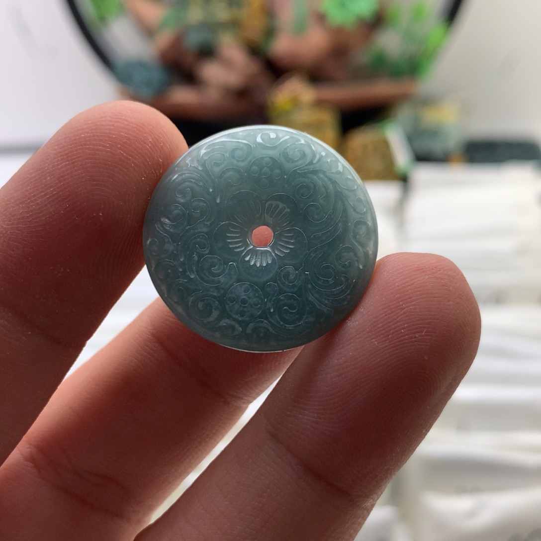 颈饰未镶嵌翡翠扣子