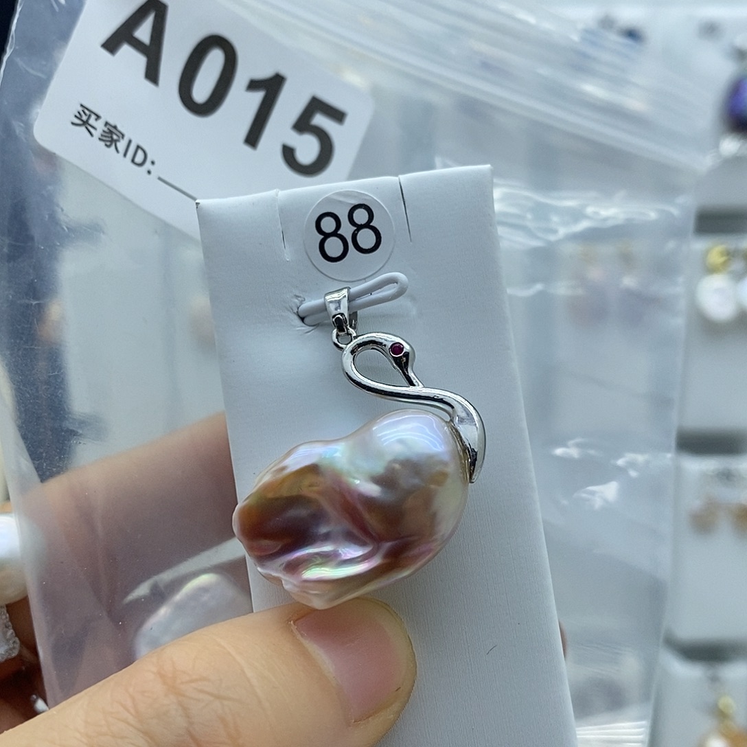 淡水珍珠颈饰钛钢