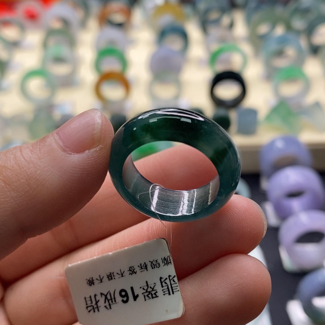 定制翡翠未镶嵌圈口16有纹裂