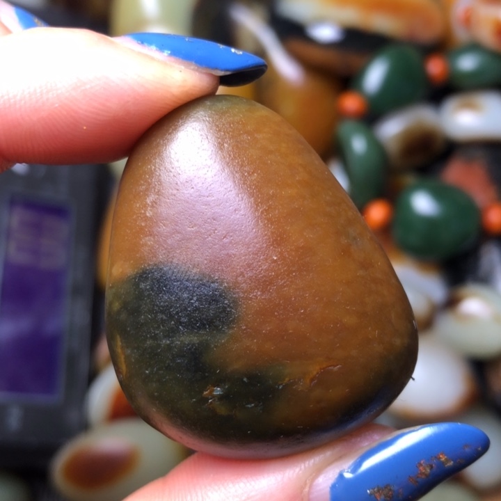 和田玉未镶嵌珠宝奇石