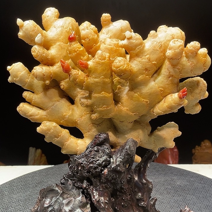 肉***寿山石寿山石雕刻艺术品