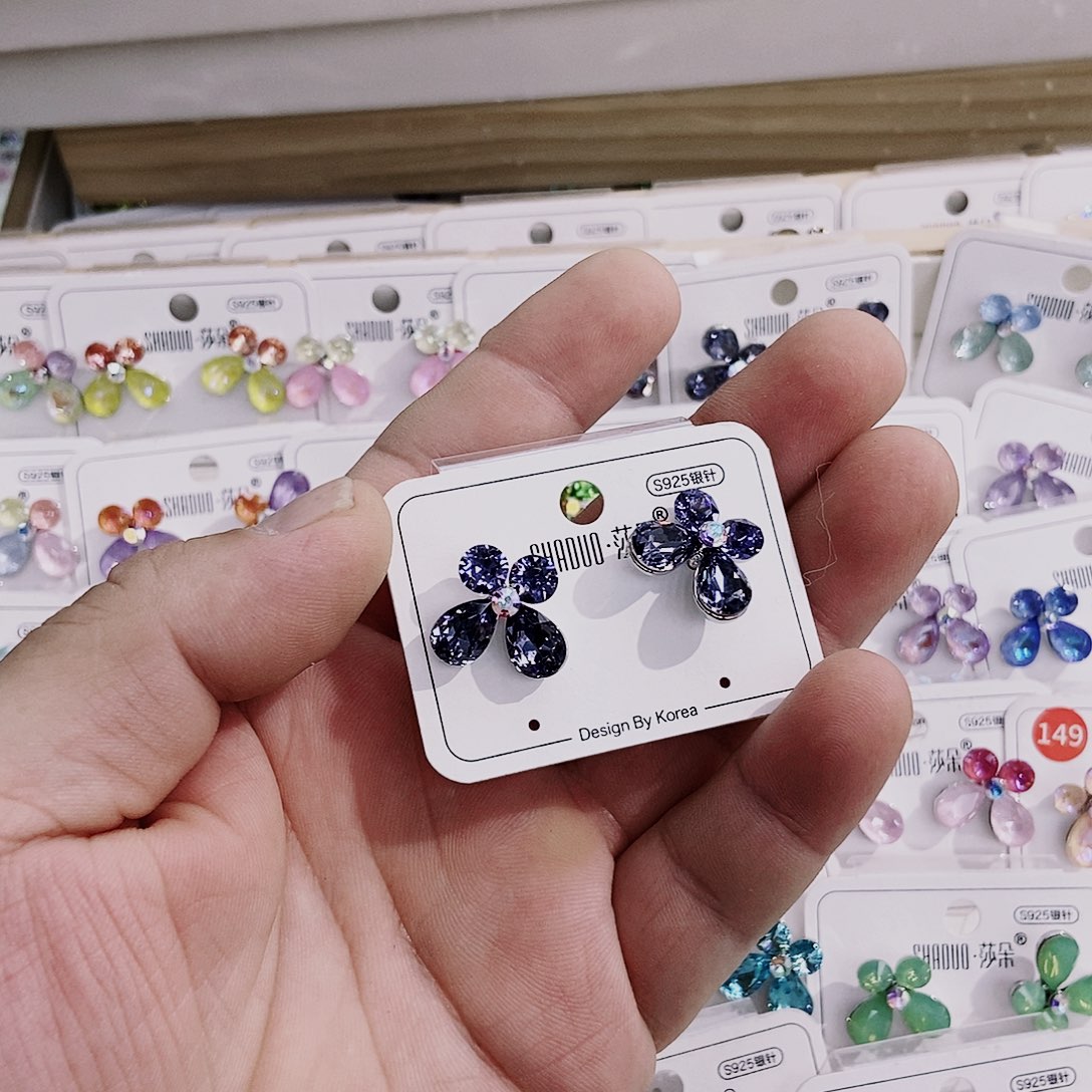 纯铜合金琉璃耳钉