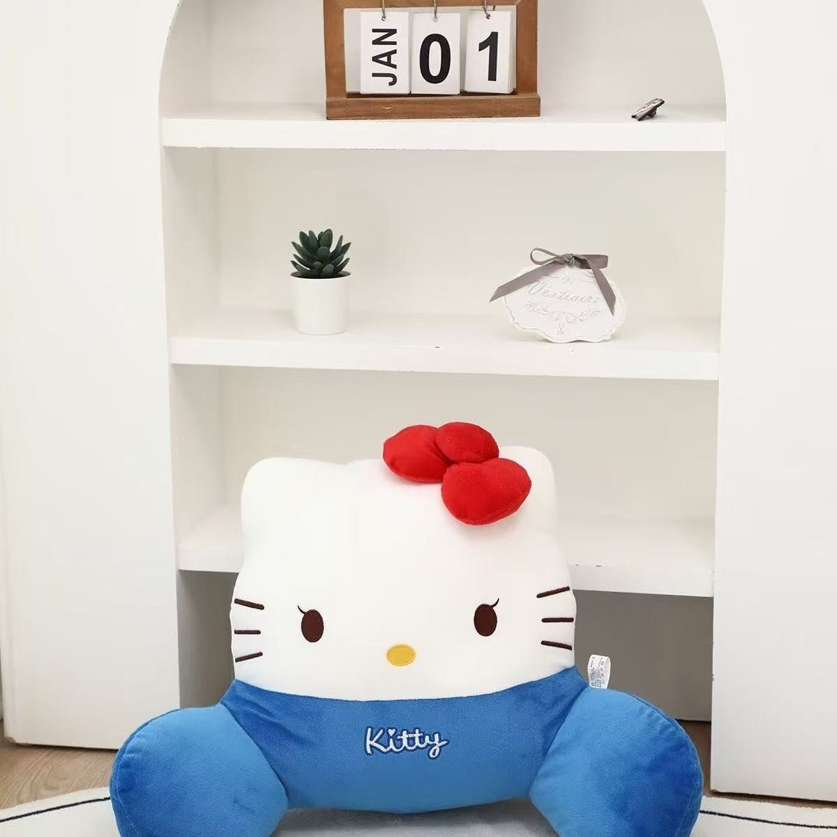 可爱卡通kt靠枕办公室毛绒腰靠座椅靠垫椅子靠背久坐护腰沙发