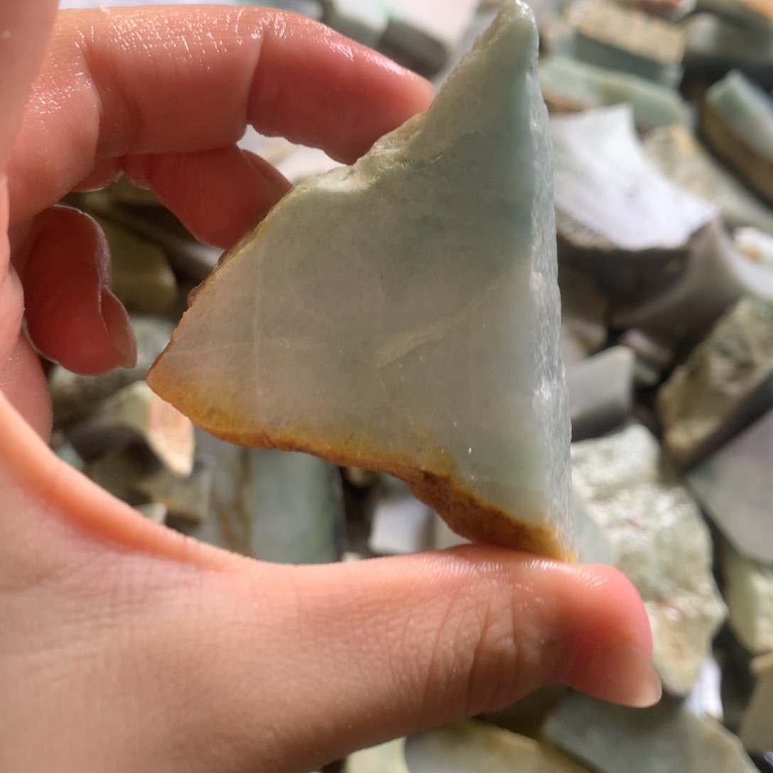 翡翠颈饰未镶嵌缅甸翡翠