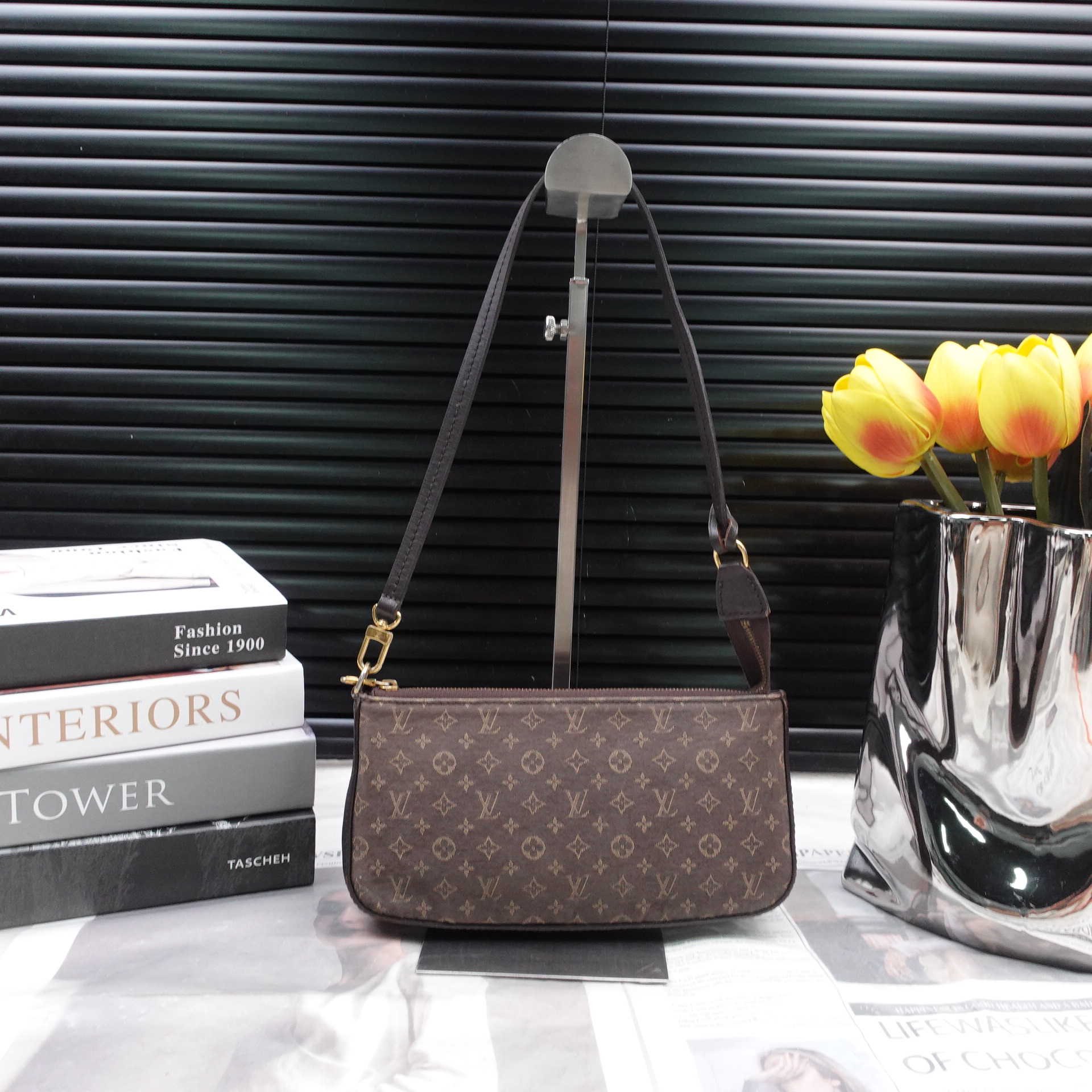 95新 LouisVuitton/路易威登 单肩包/T10338824