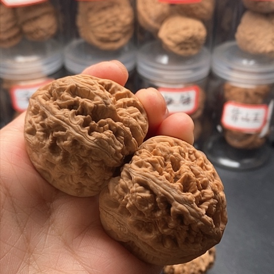文玩核桃把件大粗筋