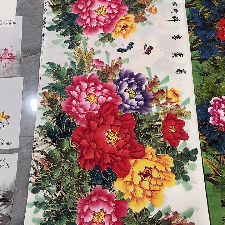 三个张画廊直播间！