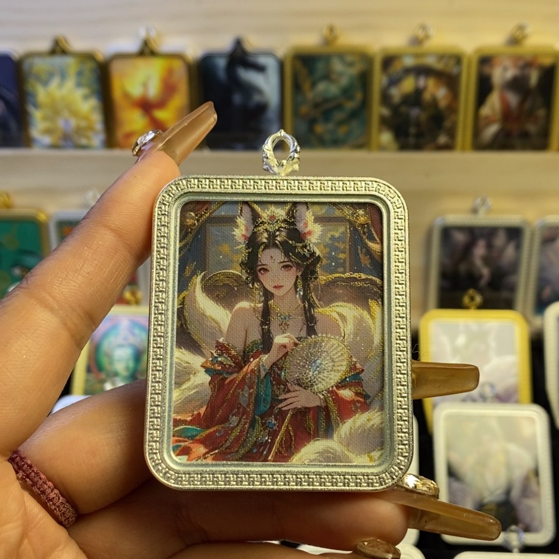 吊坠九尾狐娘娘唐卡