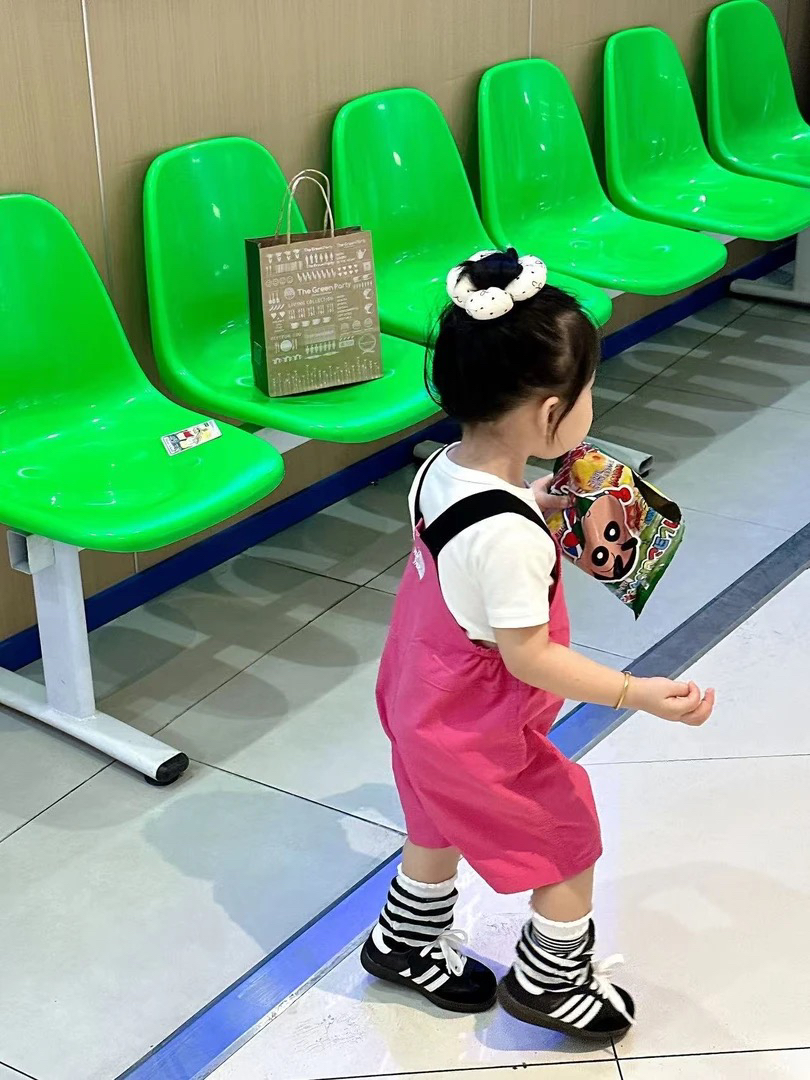 婴幼儿潮流 北背带裤