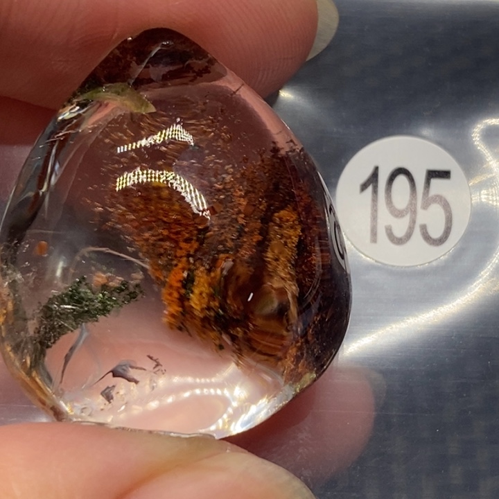 爱***头未镶嵌水晶颈饰水晶