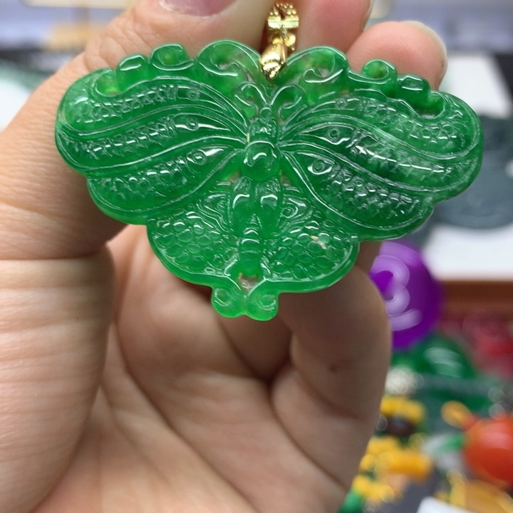 颈饰未镶嵌翡翠吊坠