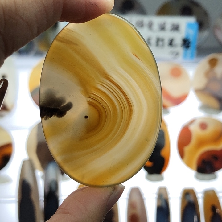 玛瑙/玉髓未镶嵌珠宝半成品44