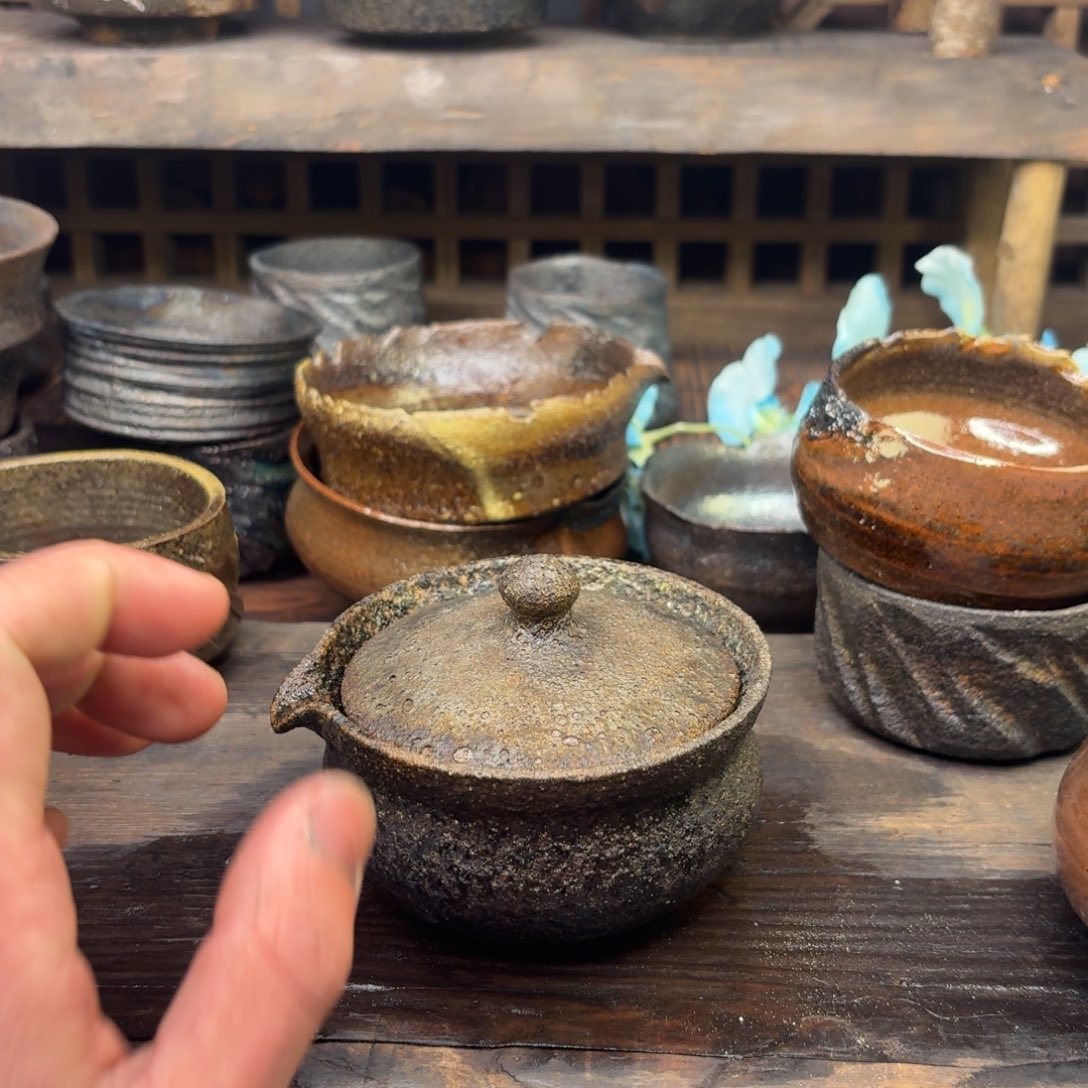 大***帝荥经黑砂快泡一只