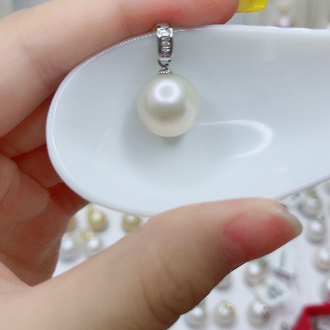 淡水珍珠合金吊坠(赠链)