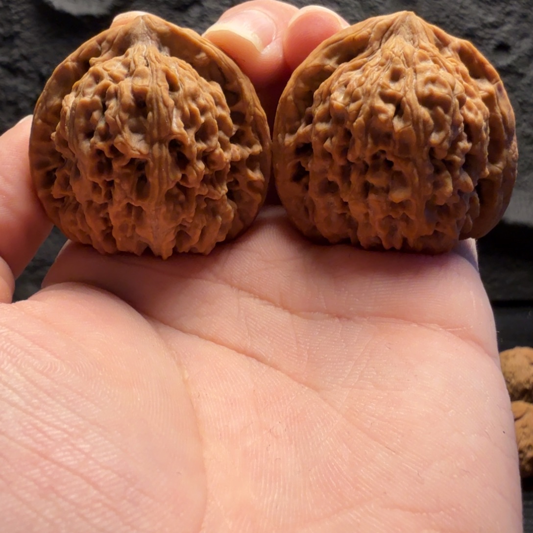 吊坠文玩核桃41矮桩桃心三角