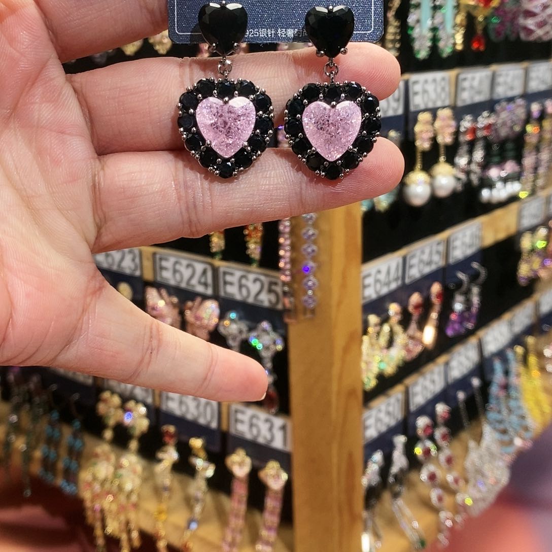 【闪购商品】纯铜925银锆石B****顾