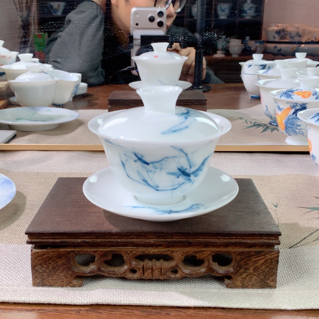 冰种玉瓷150c虾趣盖碗