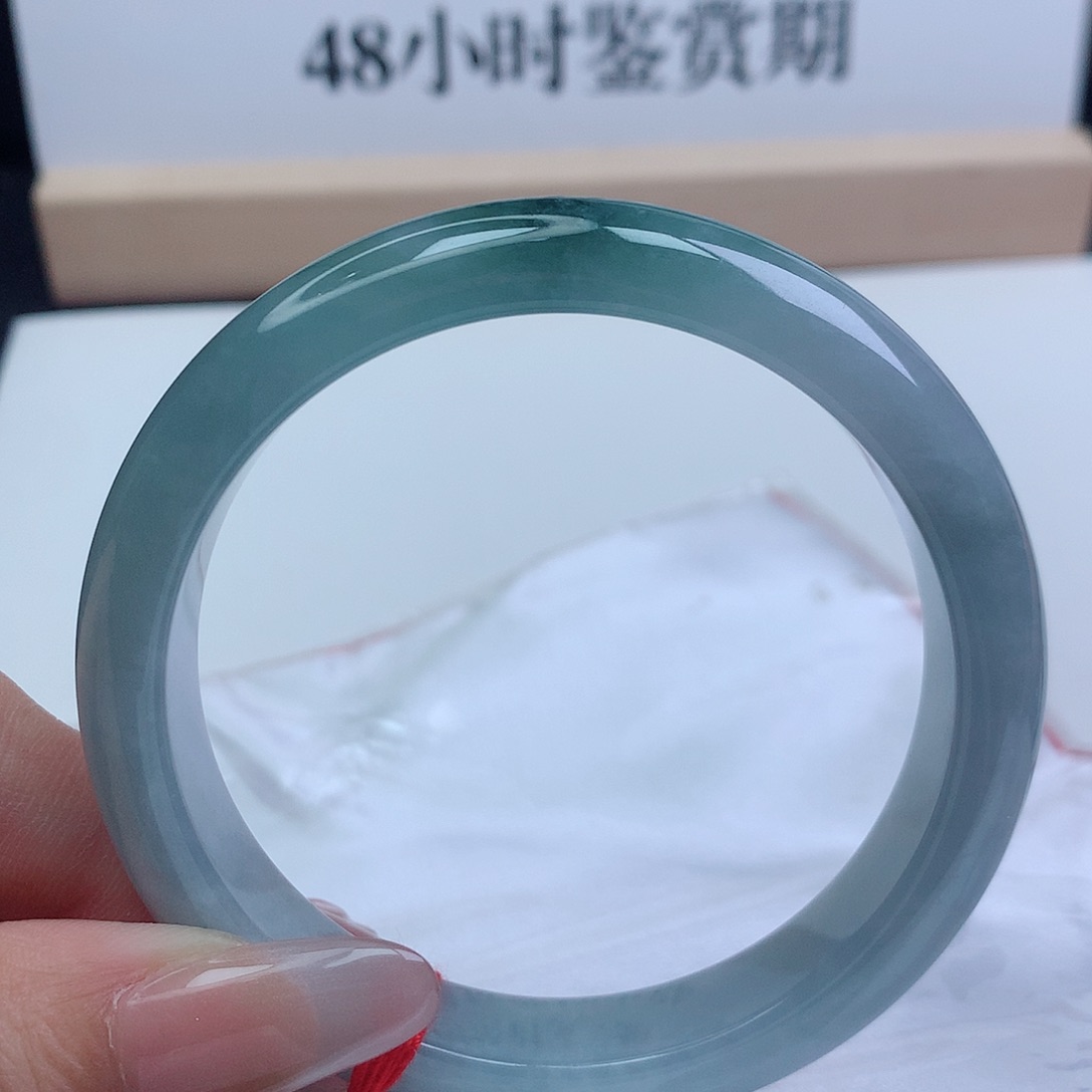 翡翠手镯未镶嵌59圈口