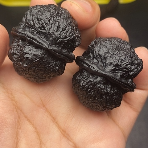 文玩核桃把件38尺饕餮