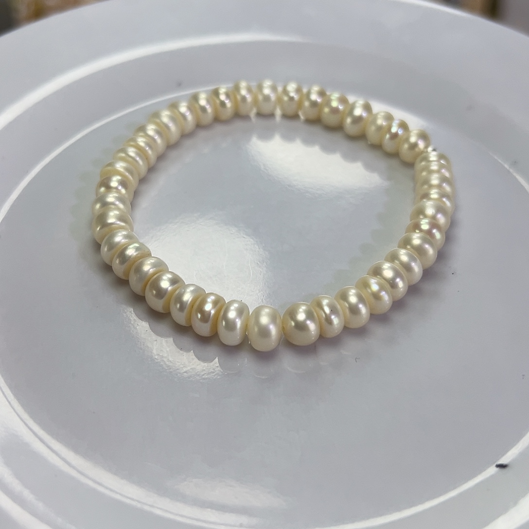 钛钢颈饰淡水珍珠