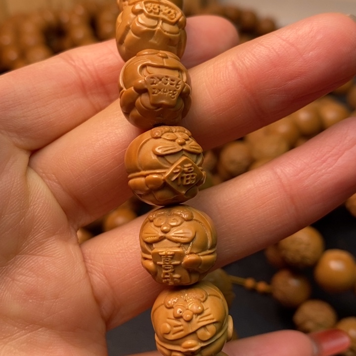 猴头核桃吊坠整身叮当猫