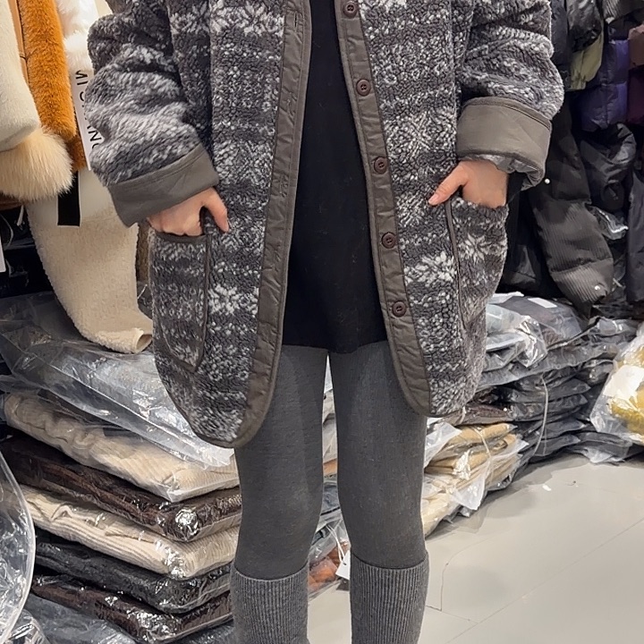 打底背心打底呢裙子是真的不错呢子