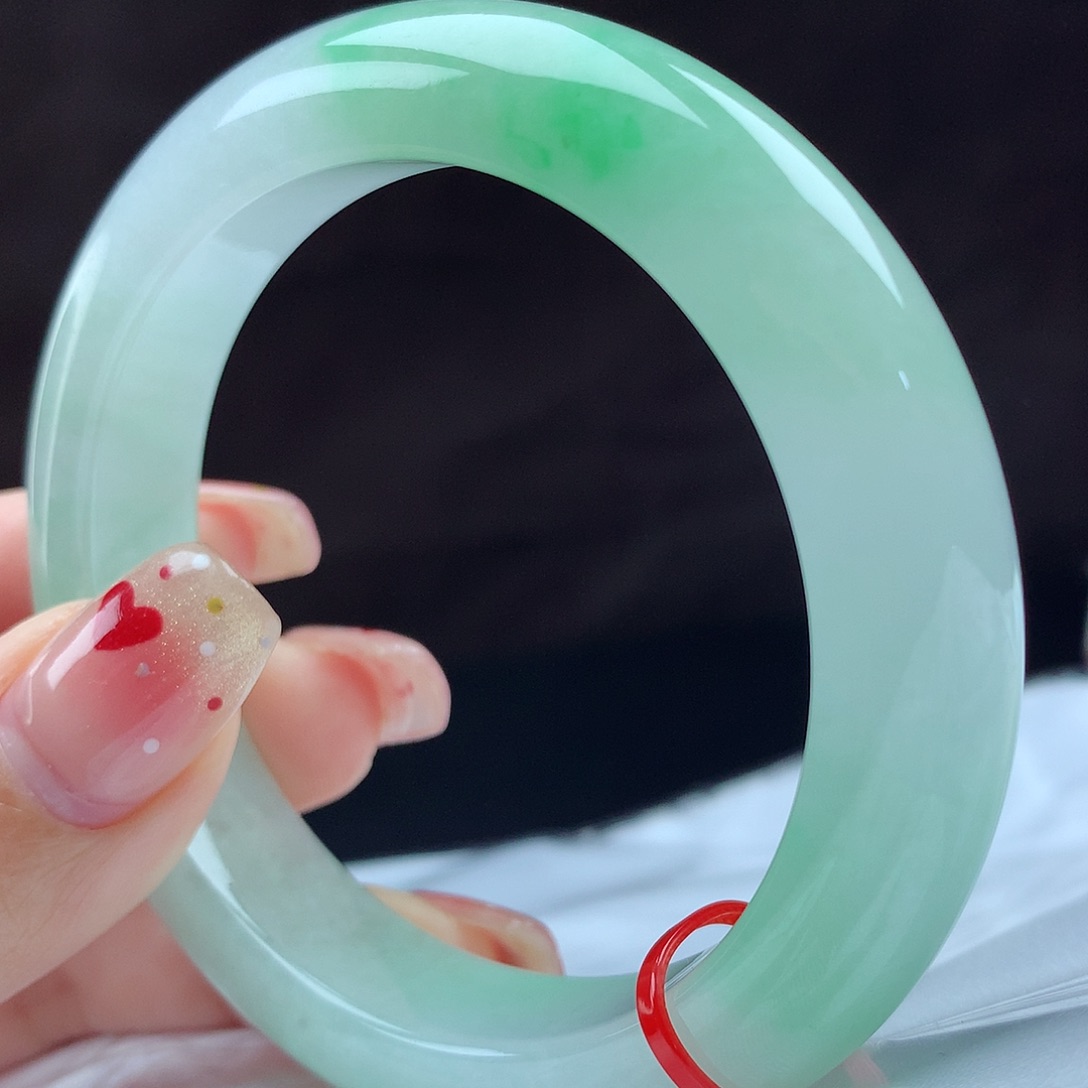 翡翠手镯未镶嵌963631，