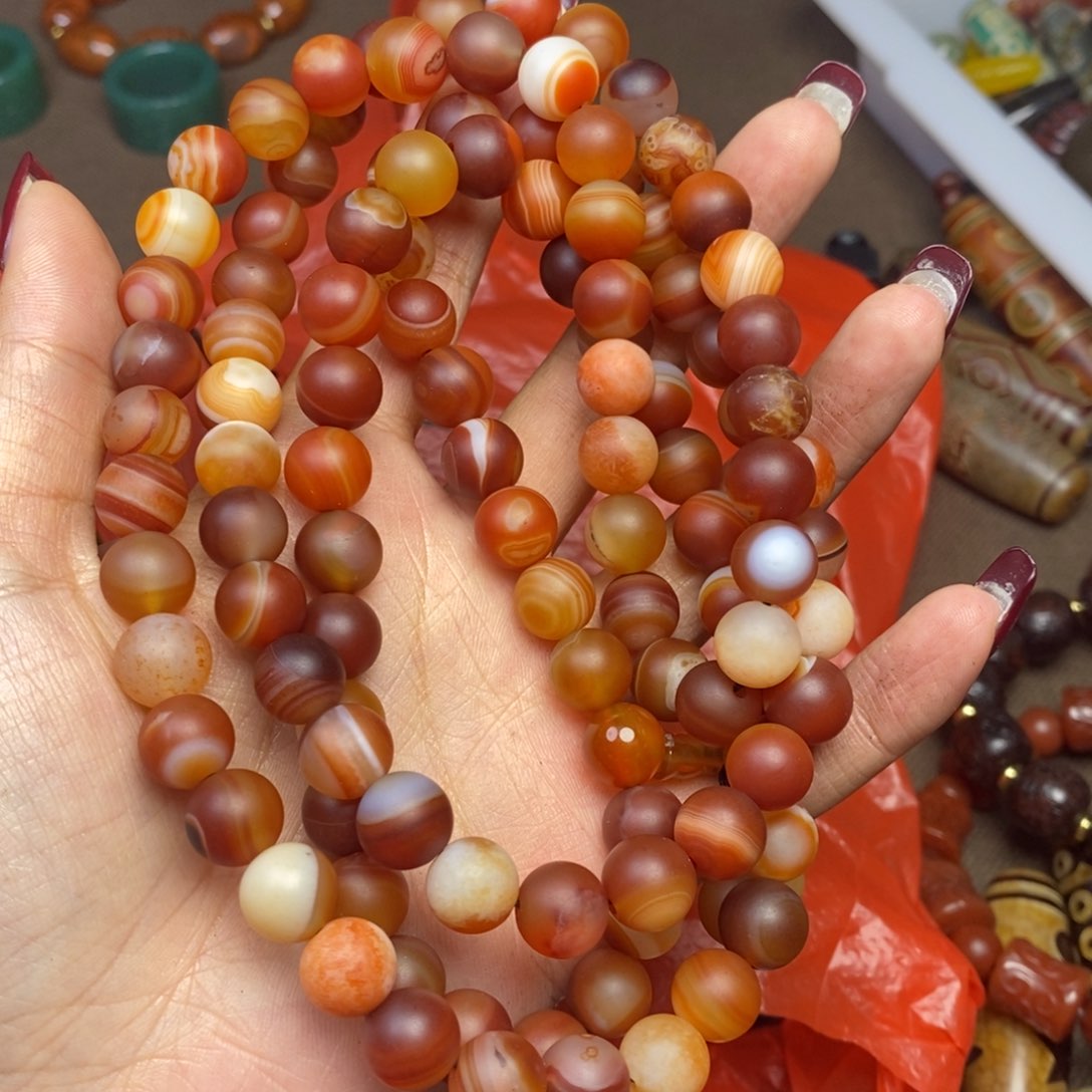 玛瑙/玉髓颈饰未镶嵌