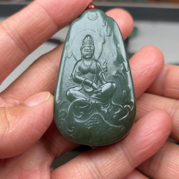 和田玉吊坠未镶嵌