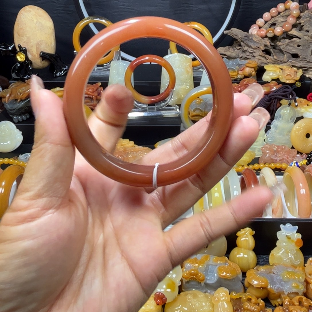 石英质玉（黄龙玉）未镶嵌手镯