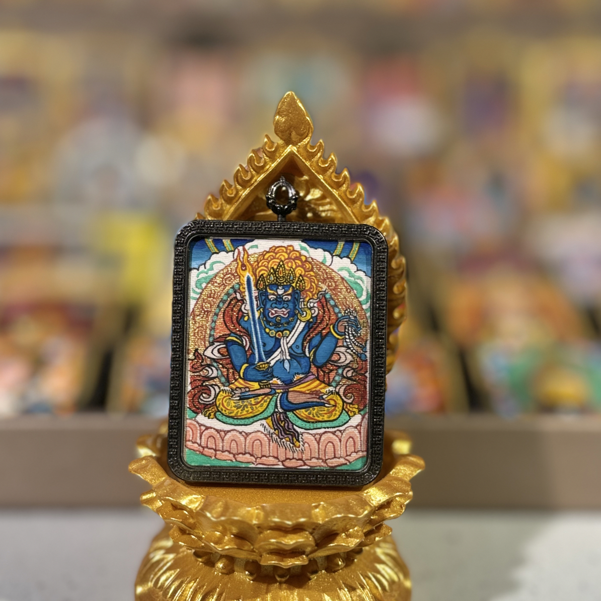 吊坠纯手绘唐卡不动明王（鸡本命佛）