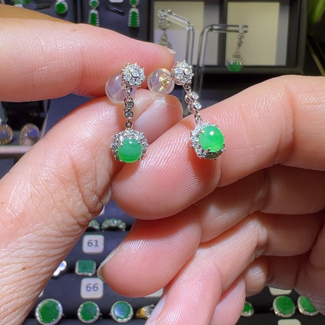 翡翠18K金镶嵌颈饰耳环