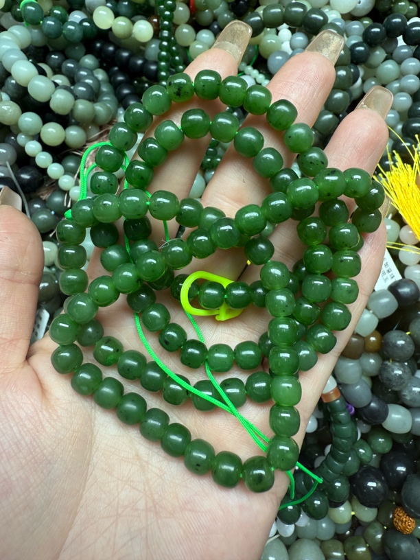 和田玉未镶嵌时尚