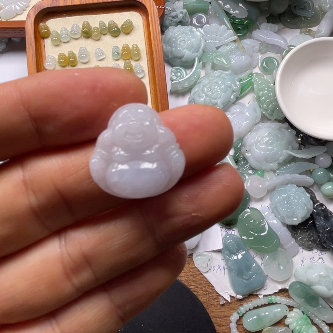 翡翠颈饰未镶嵌天然翡翠777788