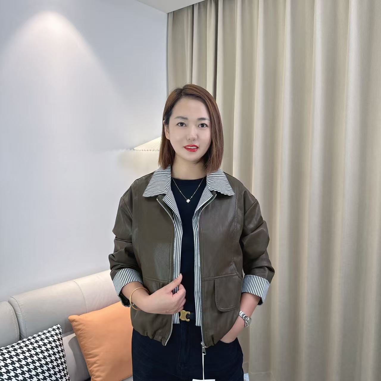 【原创正品】2025秋季拼接条纹衬衫假两件皮衣女士休闲皮夹克9803