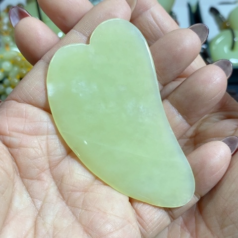 和田玉手把件未镶嵌