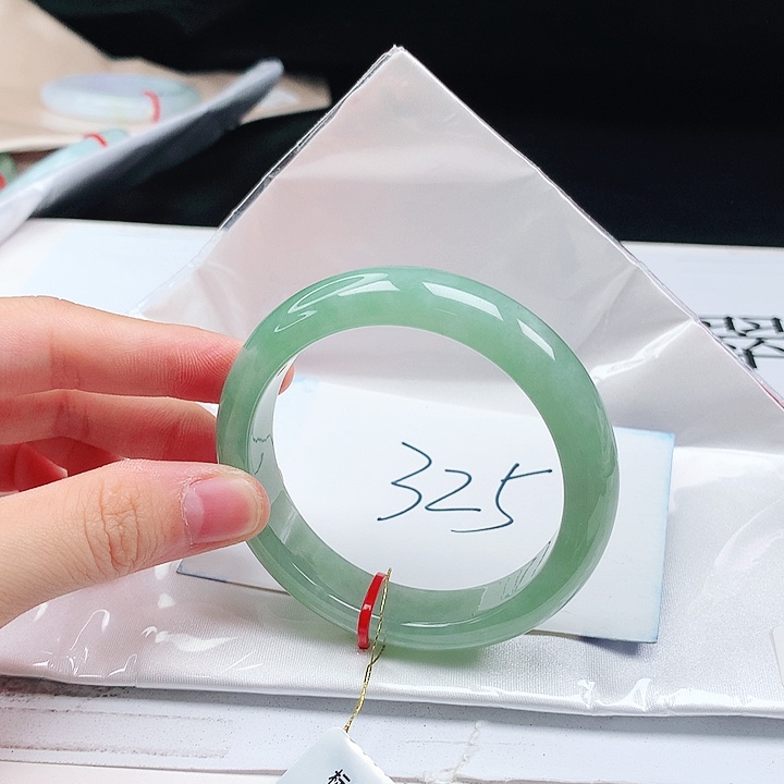 翡翠手镯未镶嵌缅甸天然a货手镯53