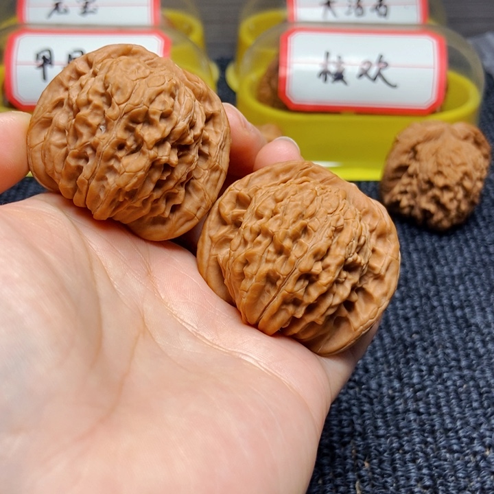 文玩核桃吊坠43四座楼