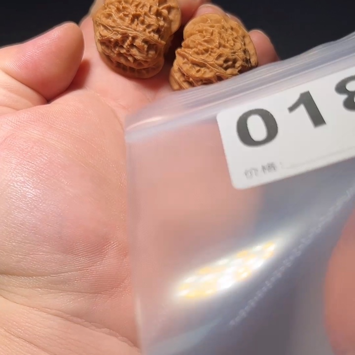 文玩核桃把件宫灯018