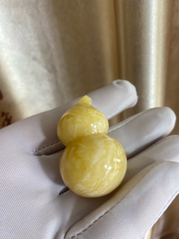 俄料精品浓蜡虎皮纹葫芦吊坠 干净完美 一手货源福利价
