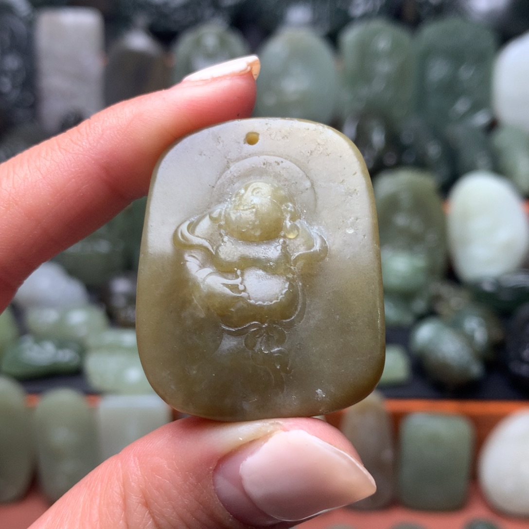 和田玉颈饰未镶嵌挂件49有瑕