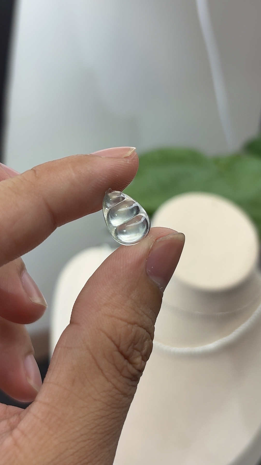 玻璃种高冰福豆裸石飘花可镶嵌吊坠手链缅甸天然a货翡翠