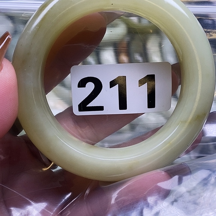 蝉***雨蛇纹石玉未镶嵌手镯