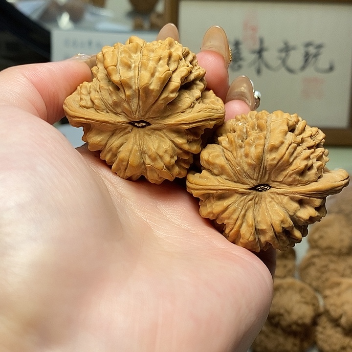 吊坠文玩核桃47官帽