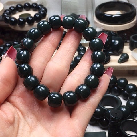 未镶嵌手串和田玉