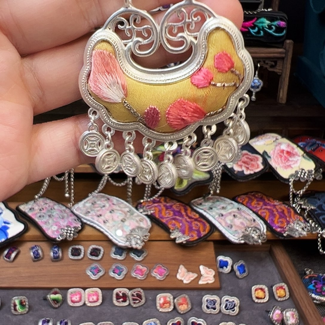 织绣手工刺绣工艺品