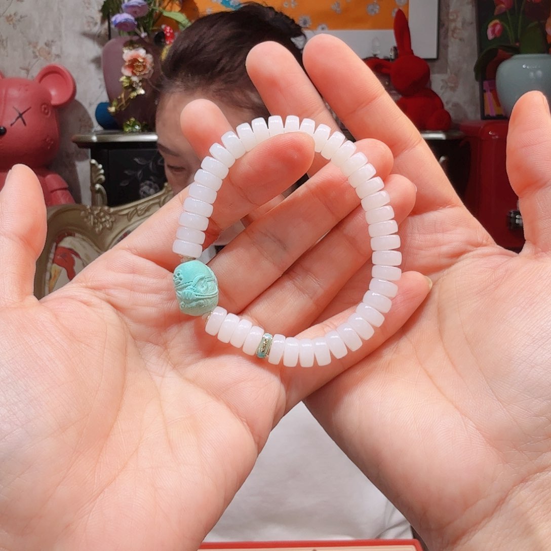 和田玉手链18K金镶嵌手串