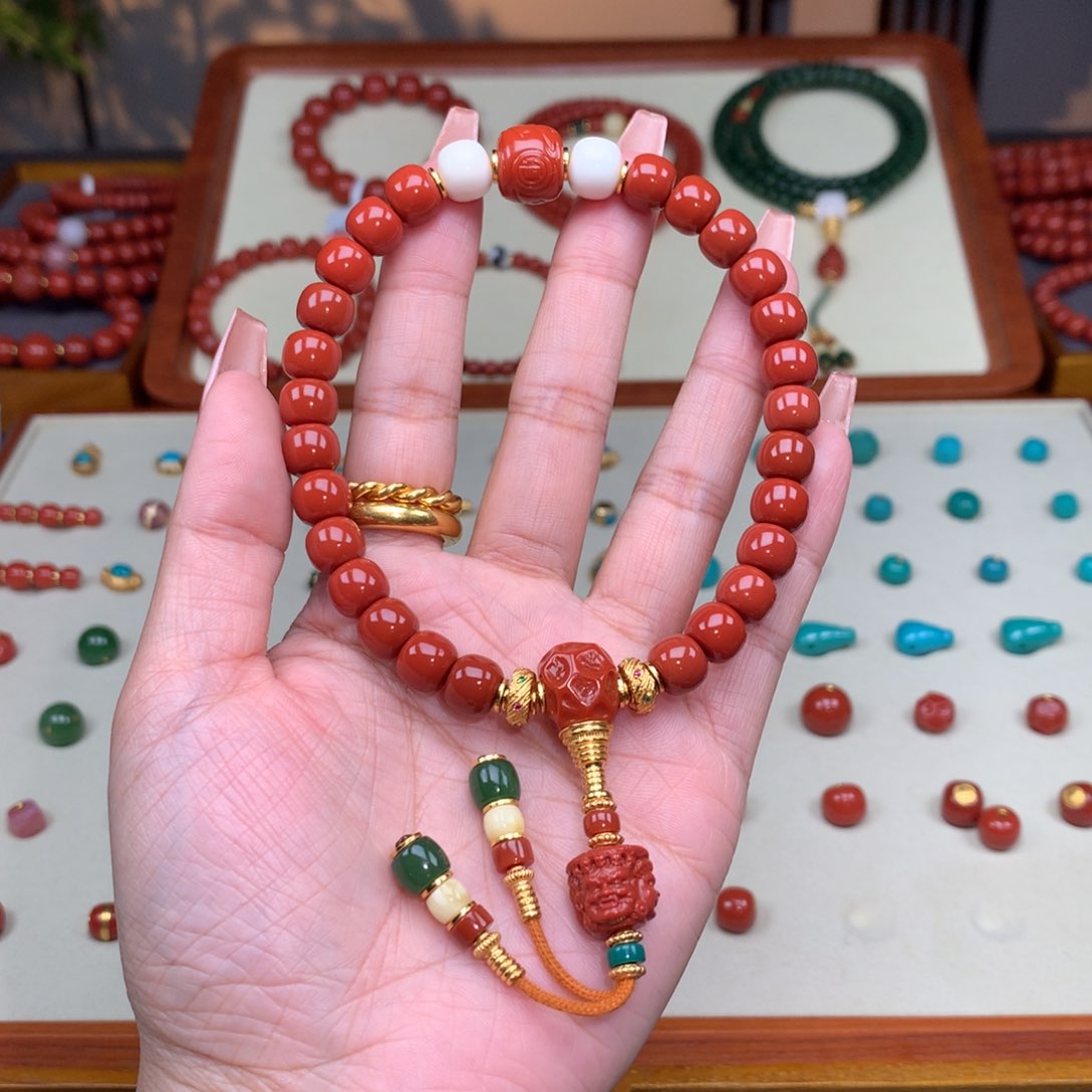 南红玛瑙颈饰未镶嵌