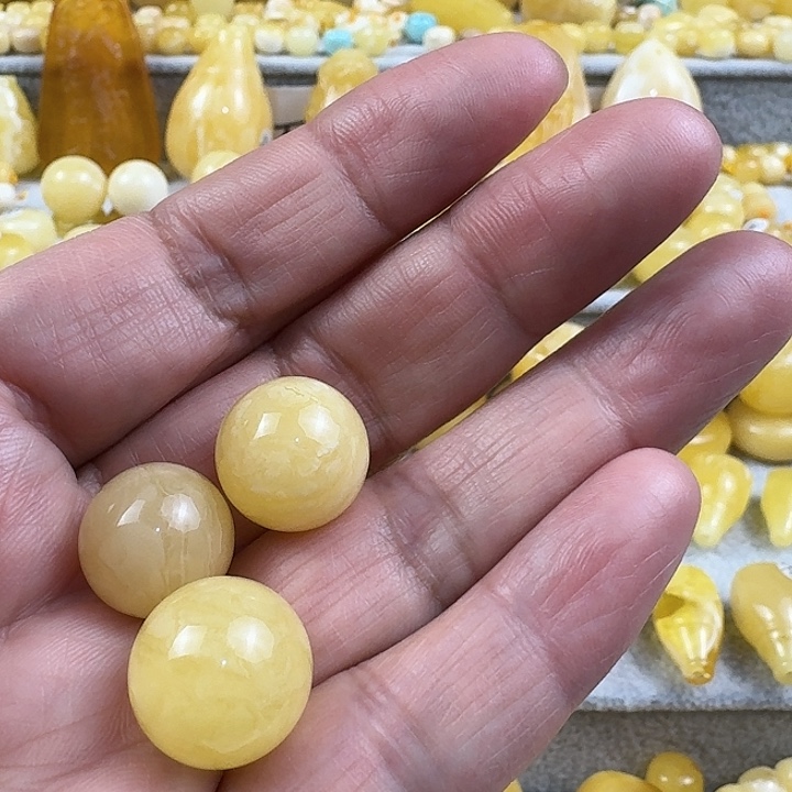 ꧁***꧂蜜蜡未镶嵌裸石38杂